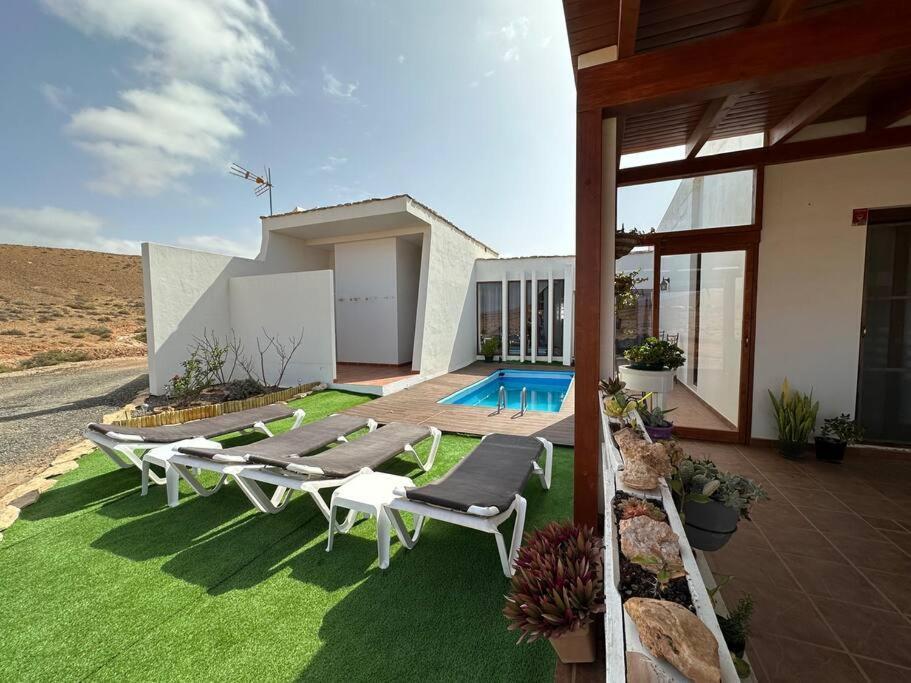 Private Villa With Pool In The Mountains Pájara Exterior foto
