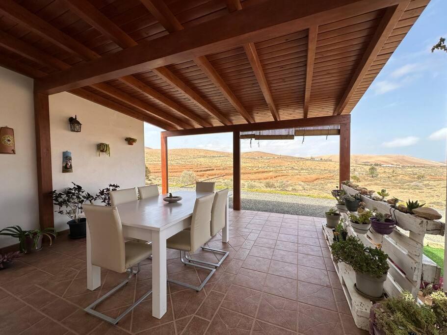 Private Villa With Pool In The Mountains Pájara Exterior foto
